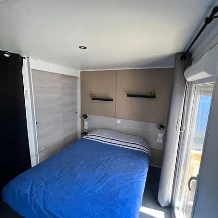 Camping Mh 4-6 Places Avec Lit Parapluie La Réserve Siblu *
